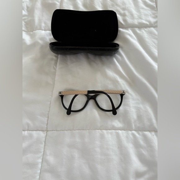 CHANEL Black Glasses - Picture 2 of 7